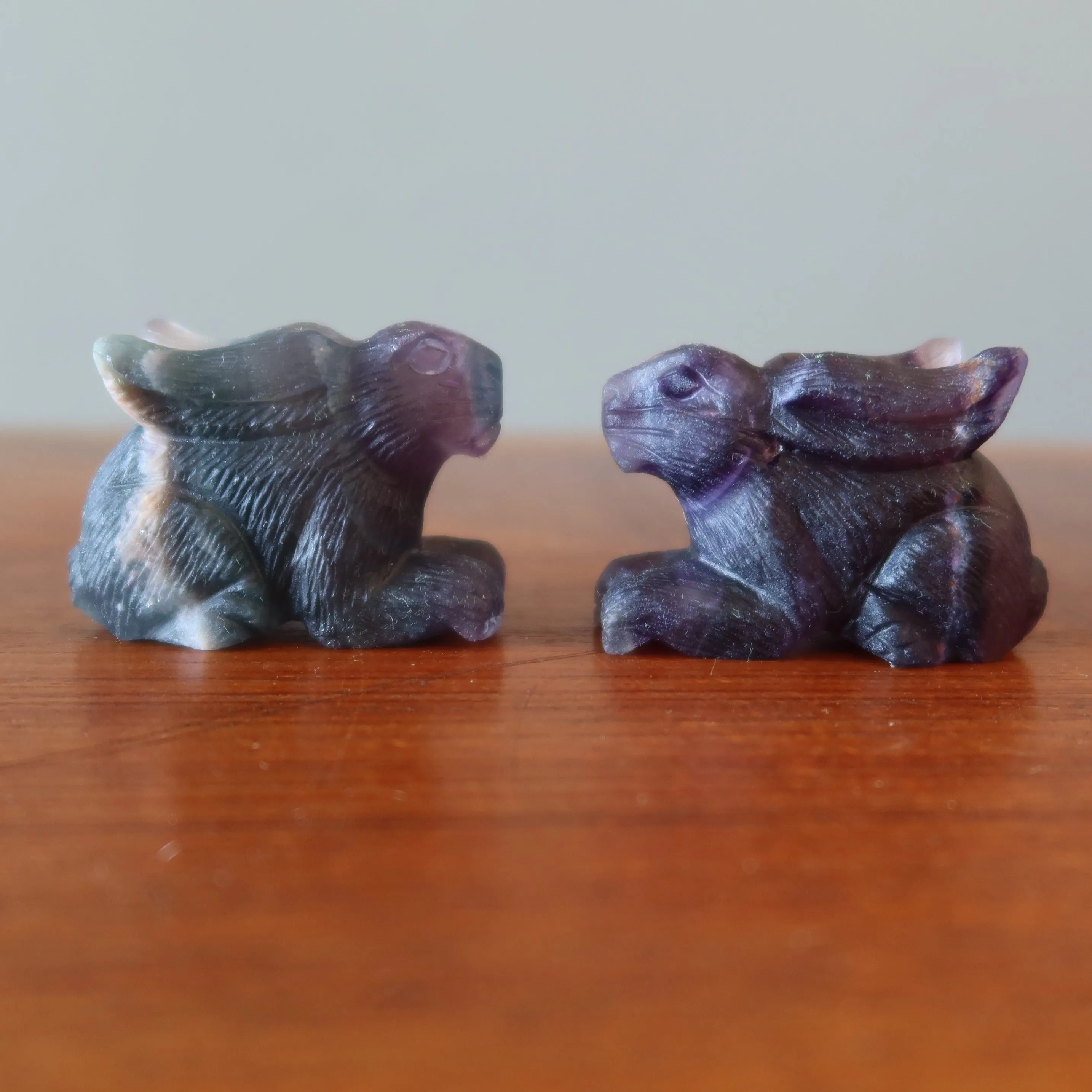 Fluorite Rabbit Hop to Healing Crystal Purple Animal Figurine